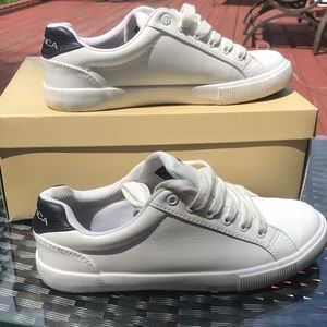 Women’s Nautical white sneakers size 7.